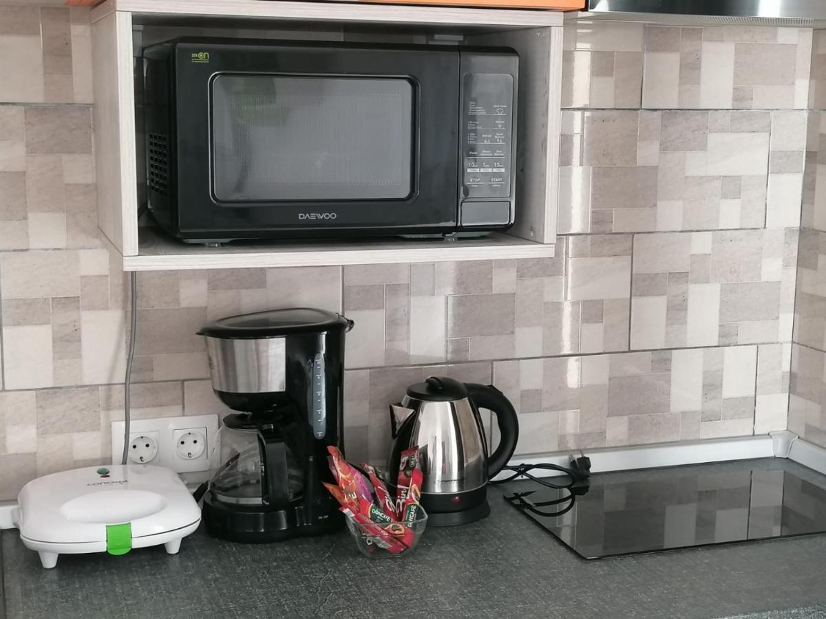 Ama Apartament Cu Terasa 50 Mp & Parcare Brasov Exterior photo